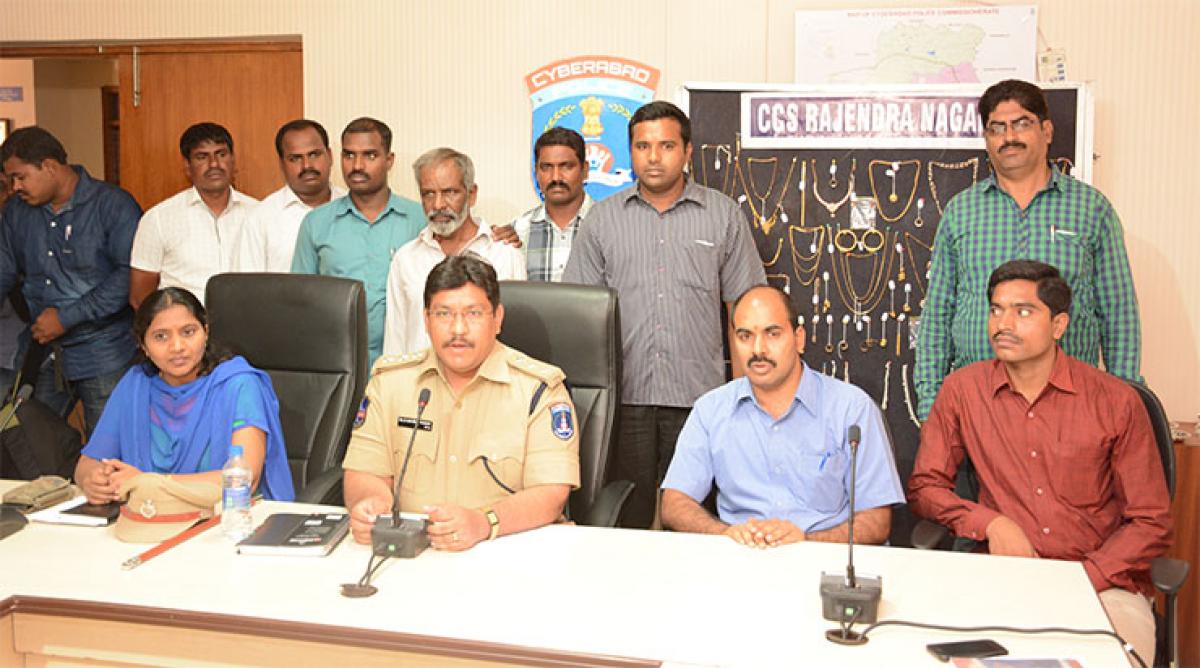 Serial offender held; 560 gm gold recovered